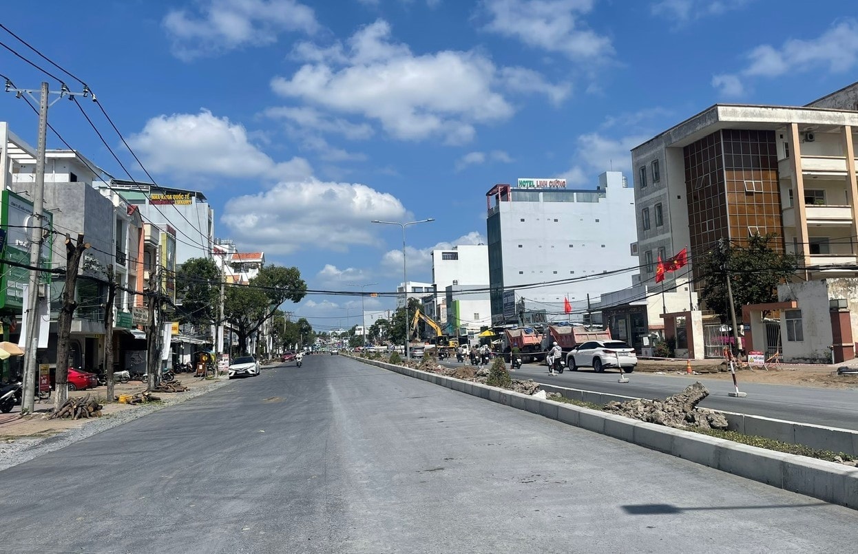 The impact of dynamic loads on the displacement of drainage system during urban upgrading: A case study on Tran Van Hoai street, Can Tho City