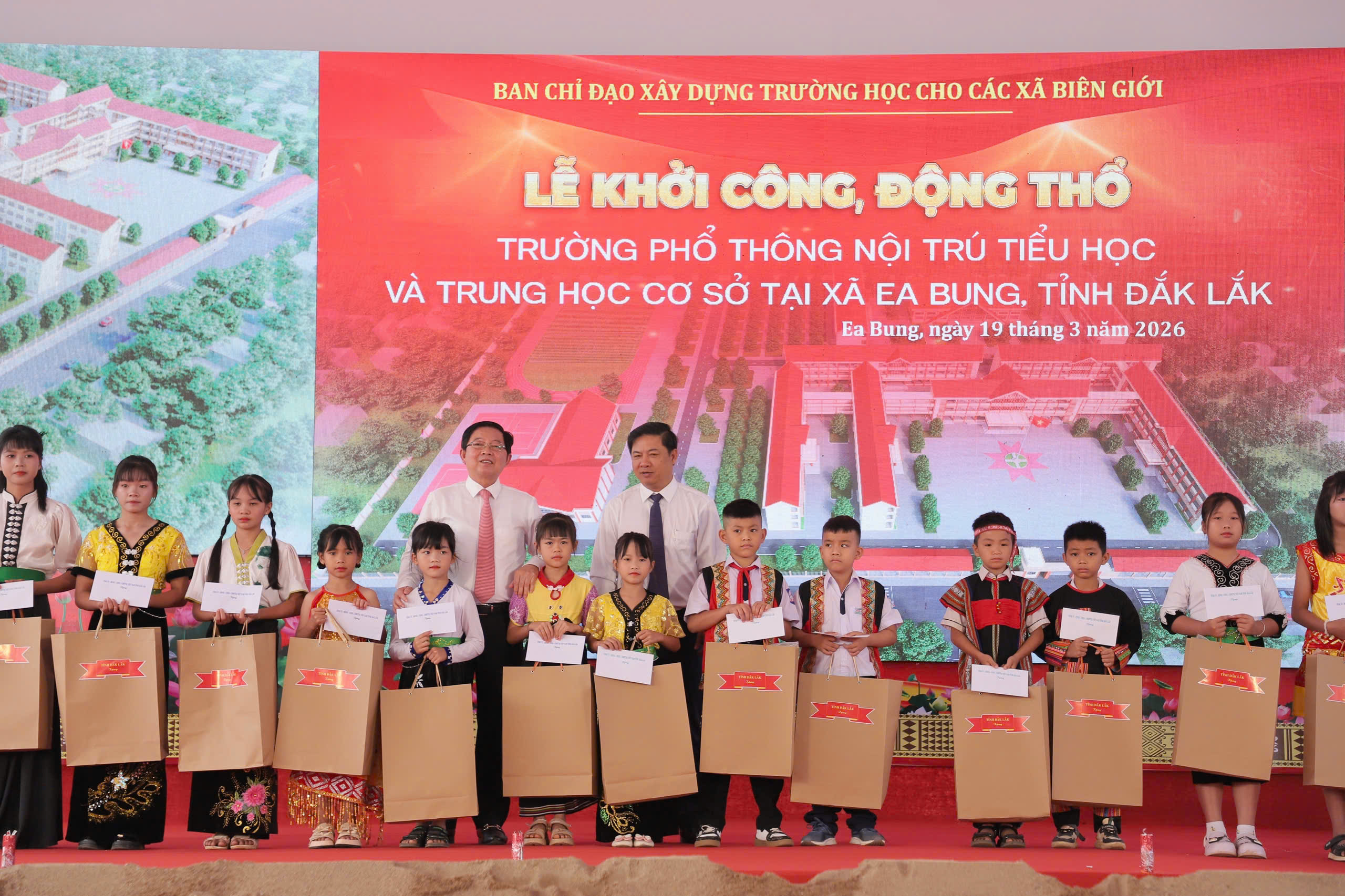 Đắk Lắk khởi công trường nội trú liên cấp 250 tỷ đồng