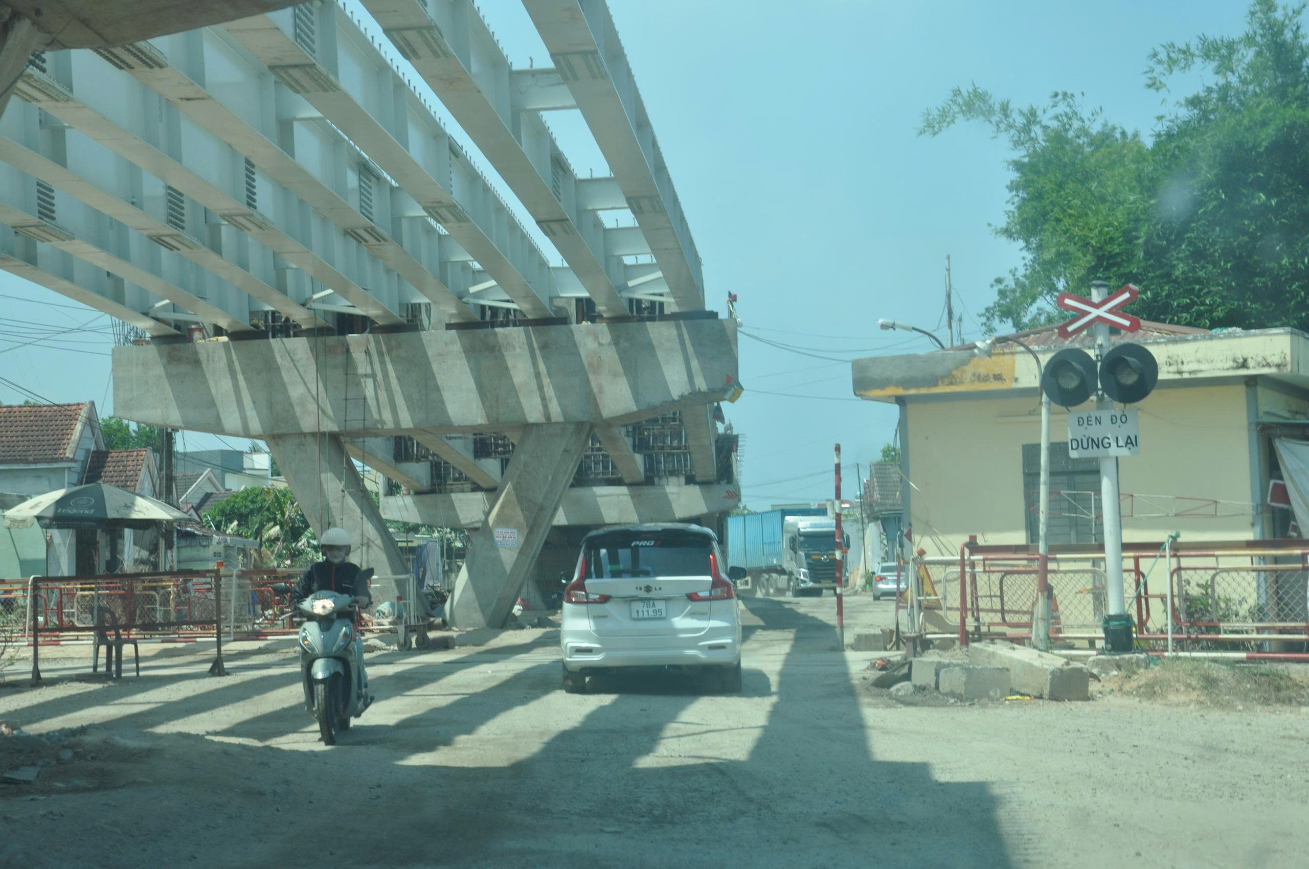Gỡ “điểm nghẽn” mặt bằng, tăng tốc dự án nâng cấp Quốc lộ 14E