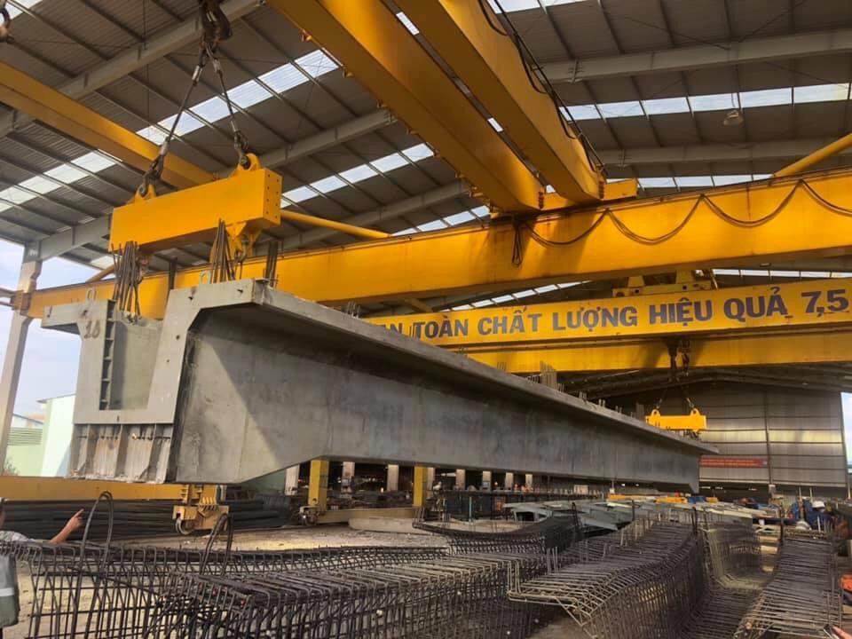 Nghiên cứu khả năng chịu uốn kết cấu dầm bê  tông cốt thép cải tiến bọc thép chữ U