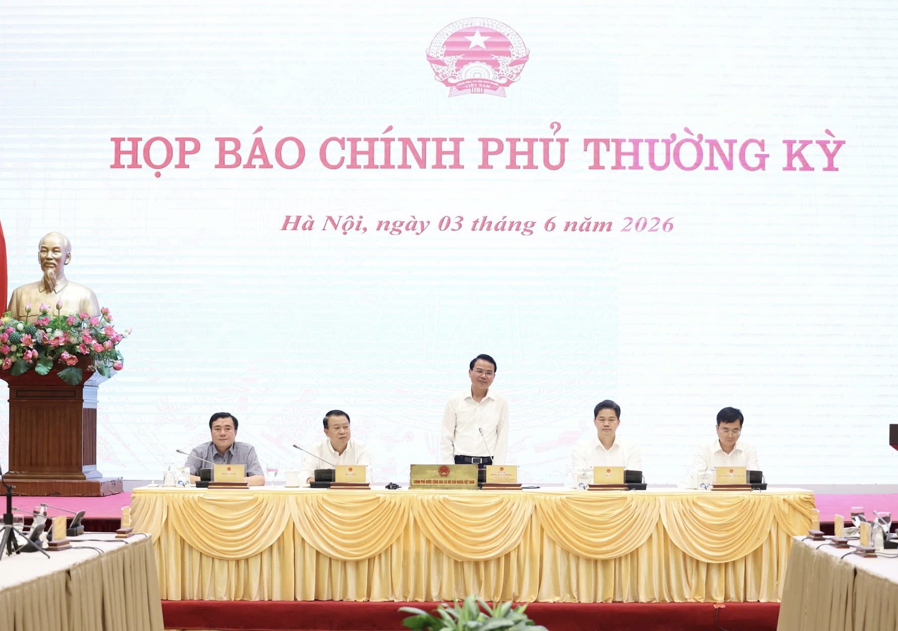 Tập trung hoàn thiện chính sách nhà ở cho thuê