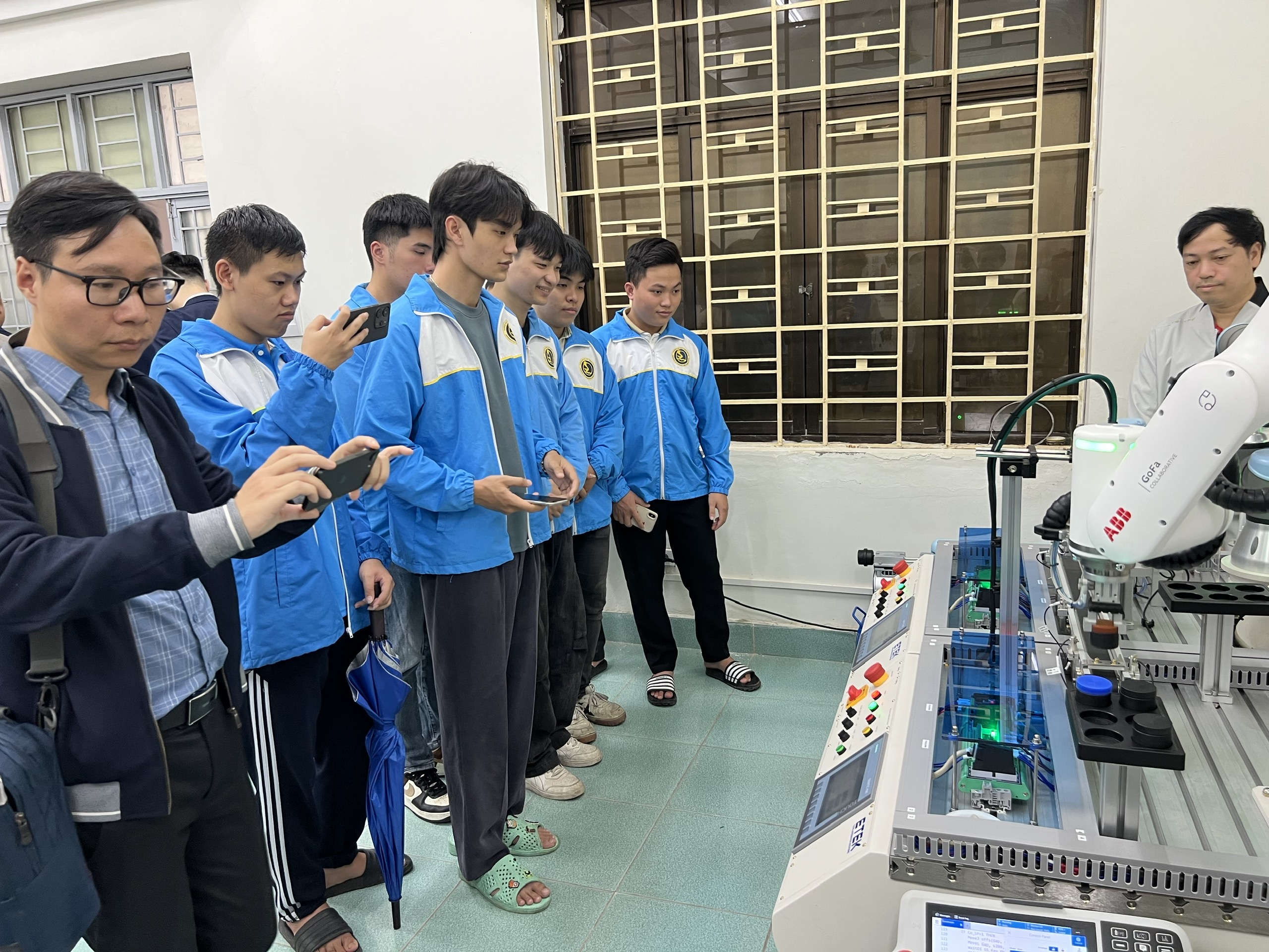  Phát triển nguồn nhân lực lĩnh vực tiêu chuẩn, đo lường đáp ứng yêu cầu hội nhập quốc tế
