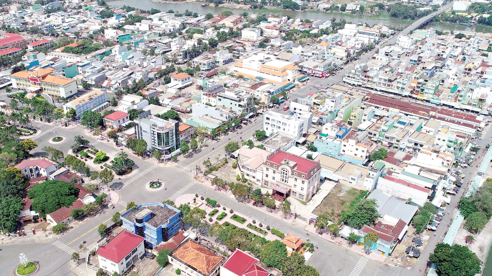 Đồng Tháp có quy định mới về giá tính lệ phí trước bạ nhà