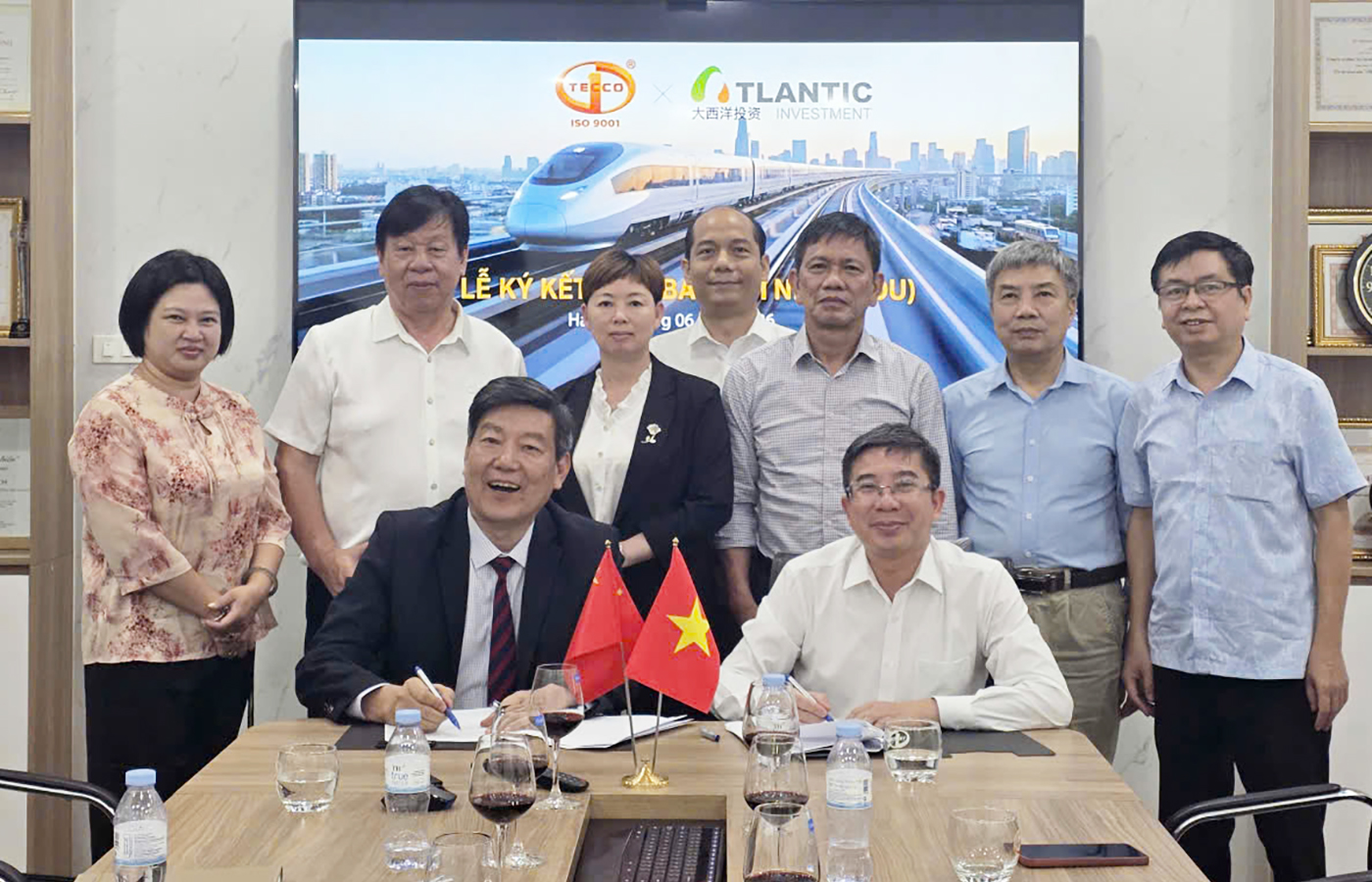 Hợp tác nghiên cứu các tuyến đường sắt kết nối Việt Nam - Trung Quốc theo mô hình PPP