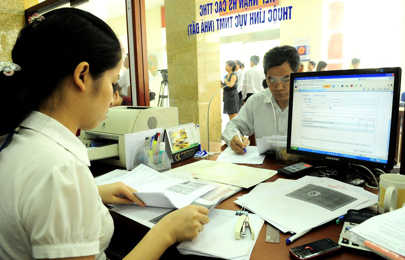 Thực hiện cải cách tiền lương và các chính sách liên quan theo lộ trình phù hợp
