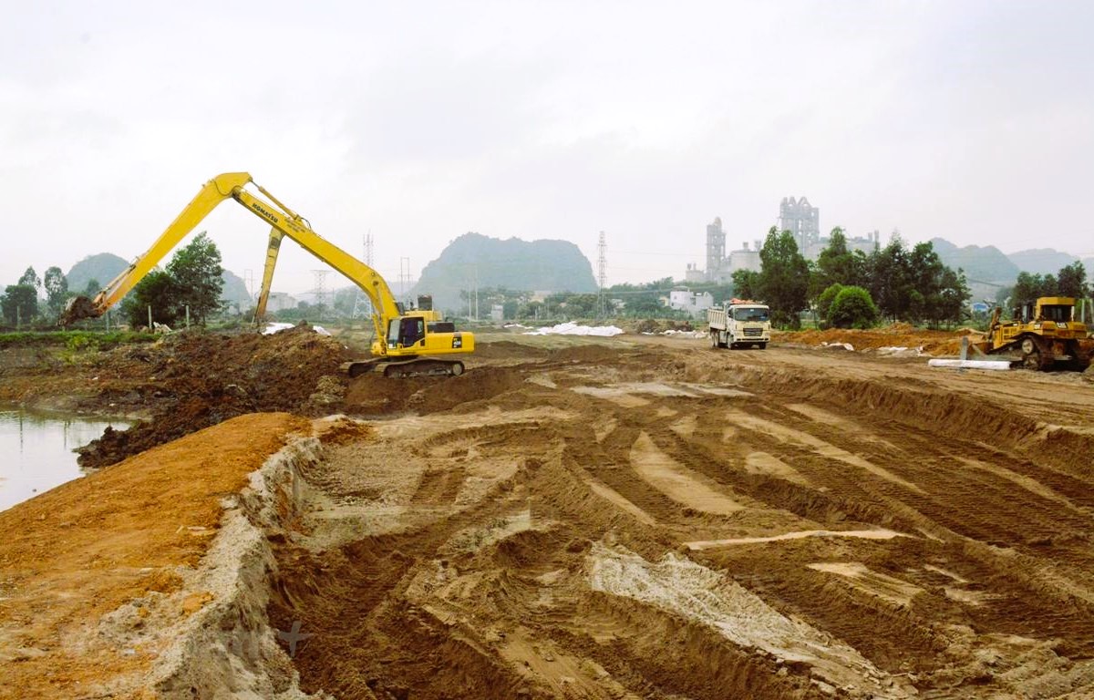 Nền đường đắp thí điểm bằng nguồn vật liệu cát biển là ổn định
