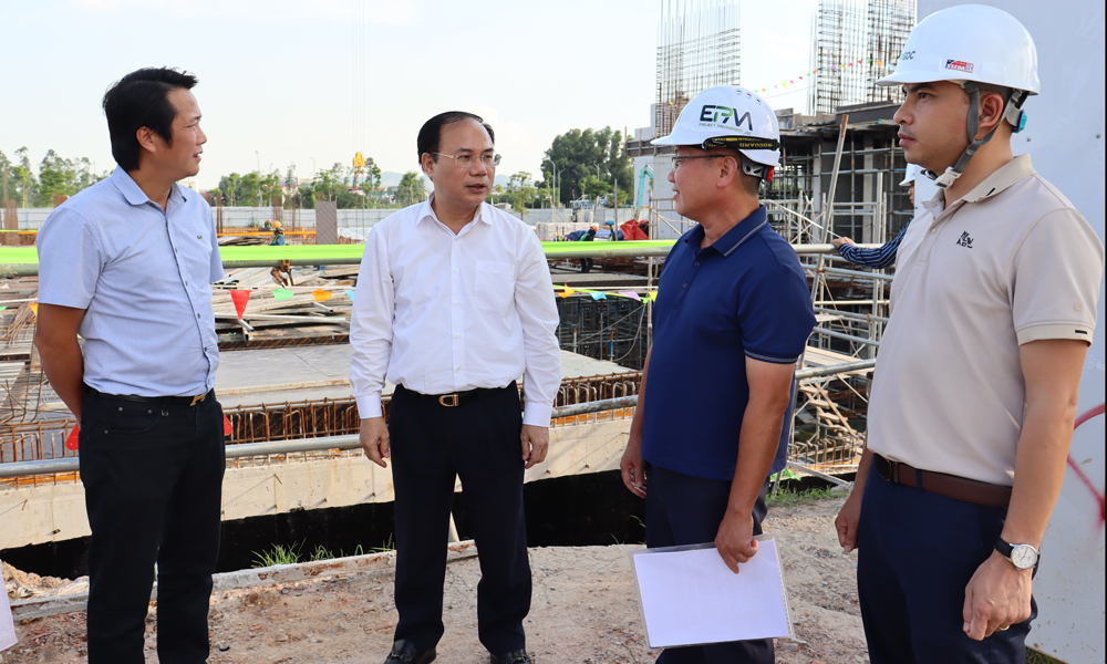 Thứ trưởng Nguyễn Văn Sinh kiểm tra, đốc thúc tiến độ NƠXH tại Bắc Ninh