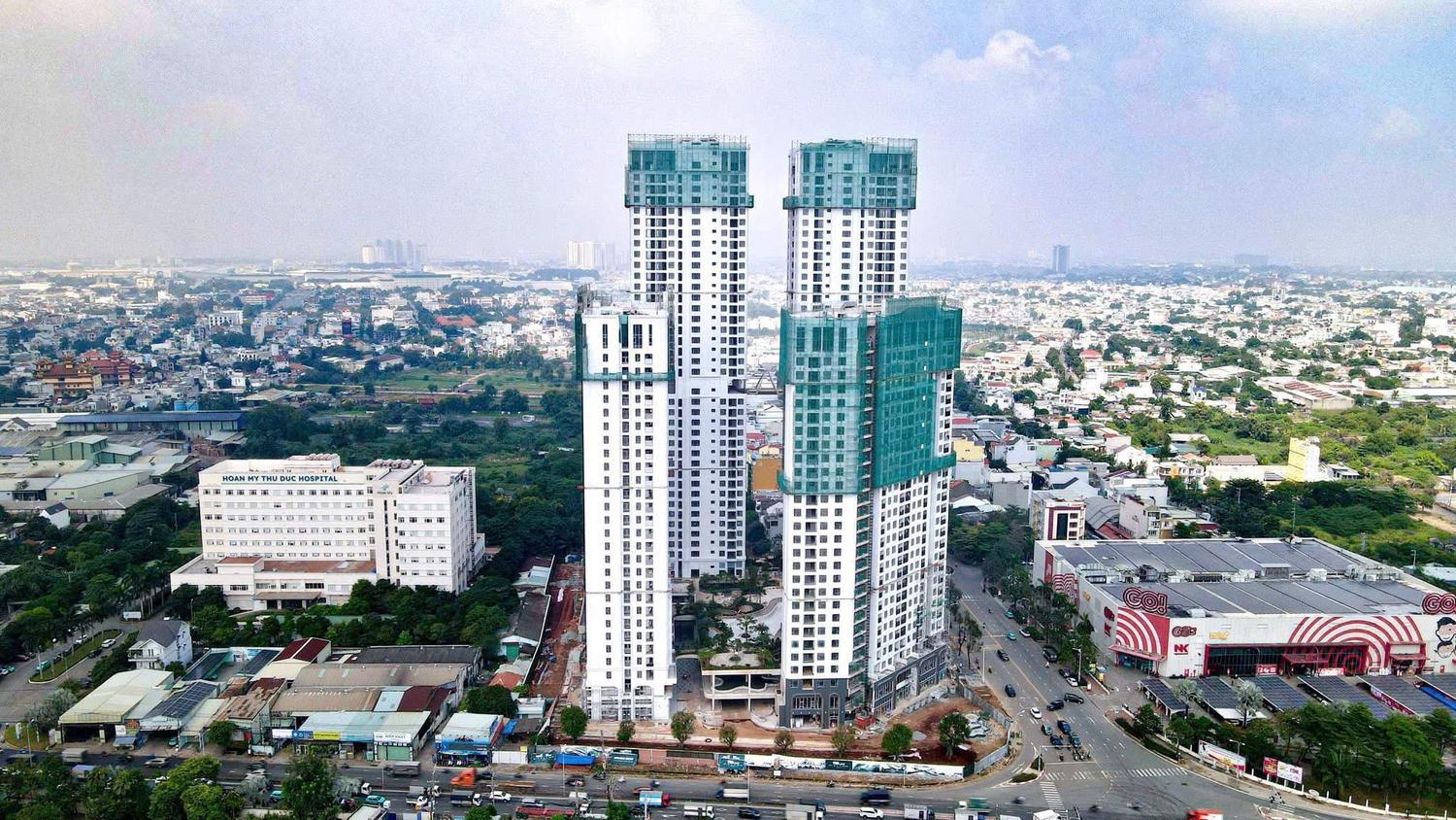 Giá căn hộ TP.HCM neo cao: Nhóm gia đình trung lưu giải bài toán 