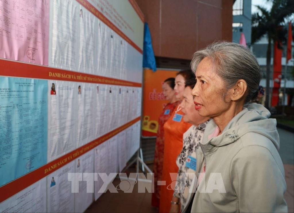 Lựa chọn mở đầu nhiệm kỳ mới