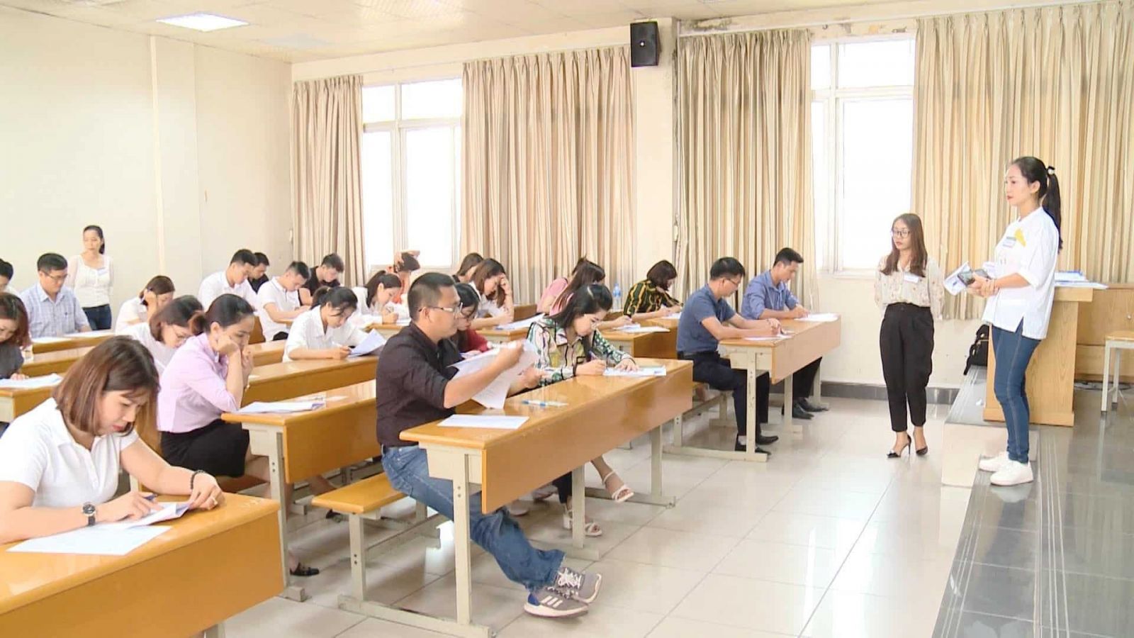 Cập nhật thông tin kỳ thi sát hạch chứng chỉ môi giới bất động sản