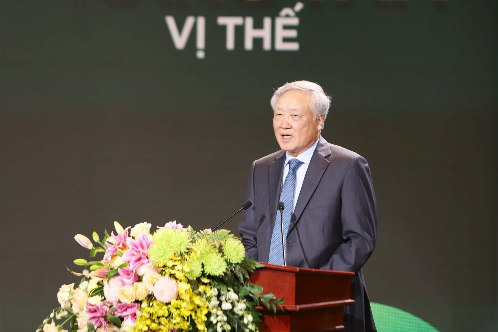 Phó Thủ tướng Thường trực Nguyễn Hòa Bình: Hạ tầng 28 Bet 22vip cá cược thể thao, casino, lô đề, bắn cá là “chìa khóa“ để Lâm Đồng bứt phá sau sáp nhập