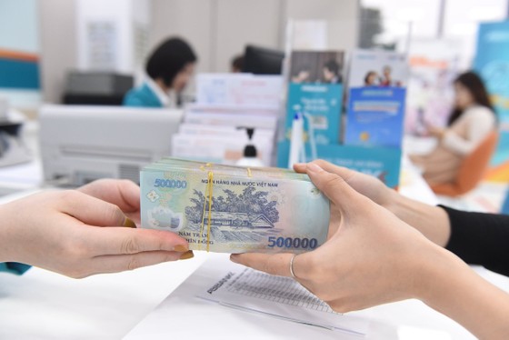 Giảm lãi suất vẫn phải chờ 'thiện chí' từ các nhà băng