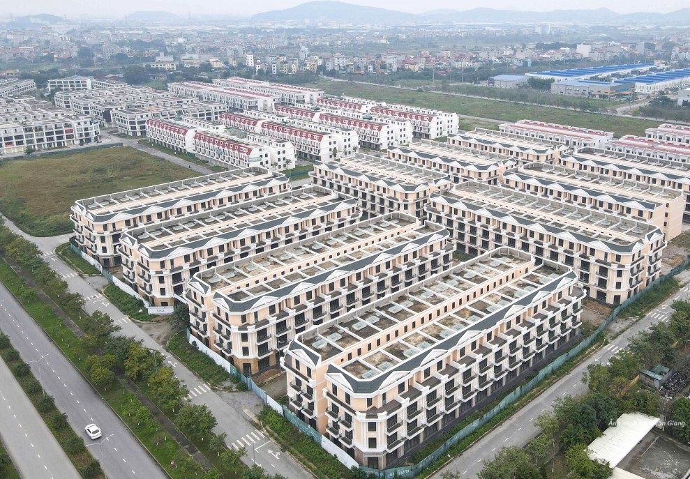 Vi phạm chuyển nhượng 155 lô đất, Công ty CP Kinh doanh và đầu tư Bình Dương bị xử phạt nặng