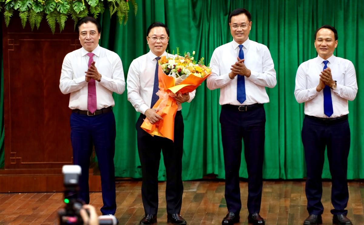 Ông Lê Trí Thanh được bầu làm Chủ tịch UBND TP Huế