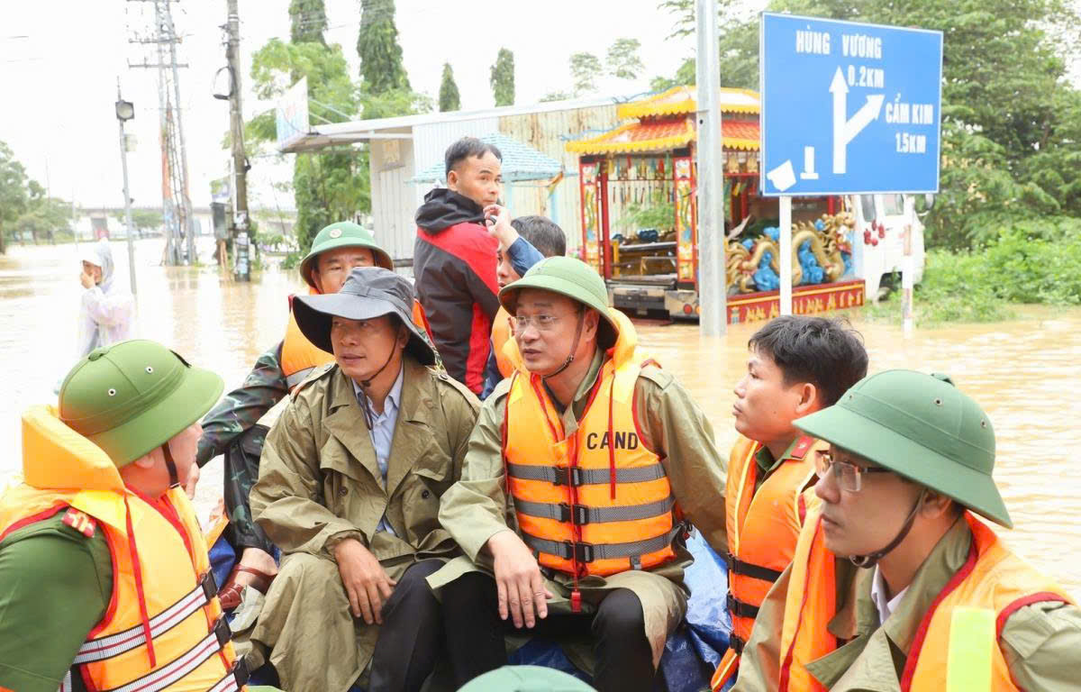Đà Nẵng mất điện diện rộng do lũ dâng cao