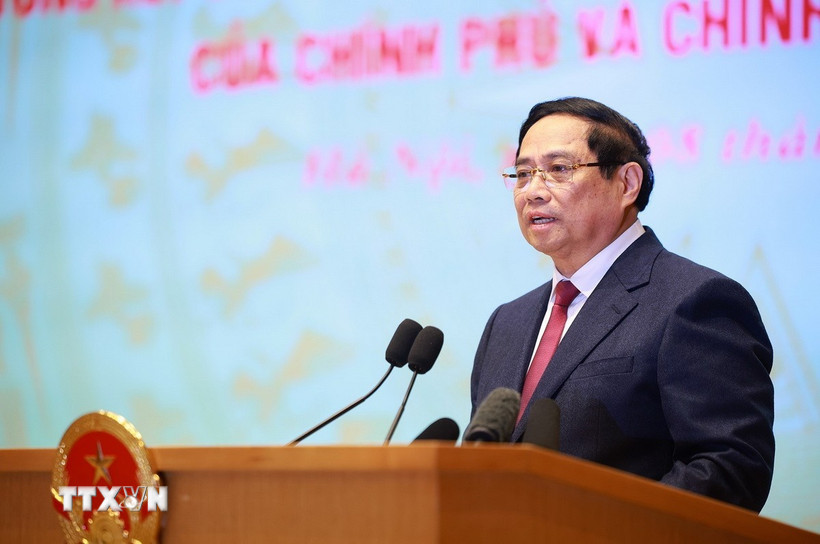 Thủ tướng: Để tăng trưởng 2 con số cần chuyển đổi cơ cấu kinh tế, xác lập mô hình tăng trưởng mới