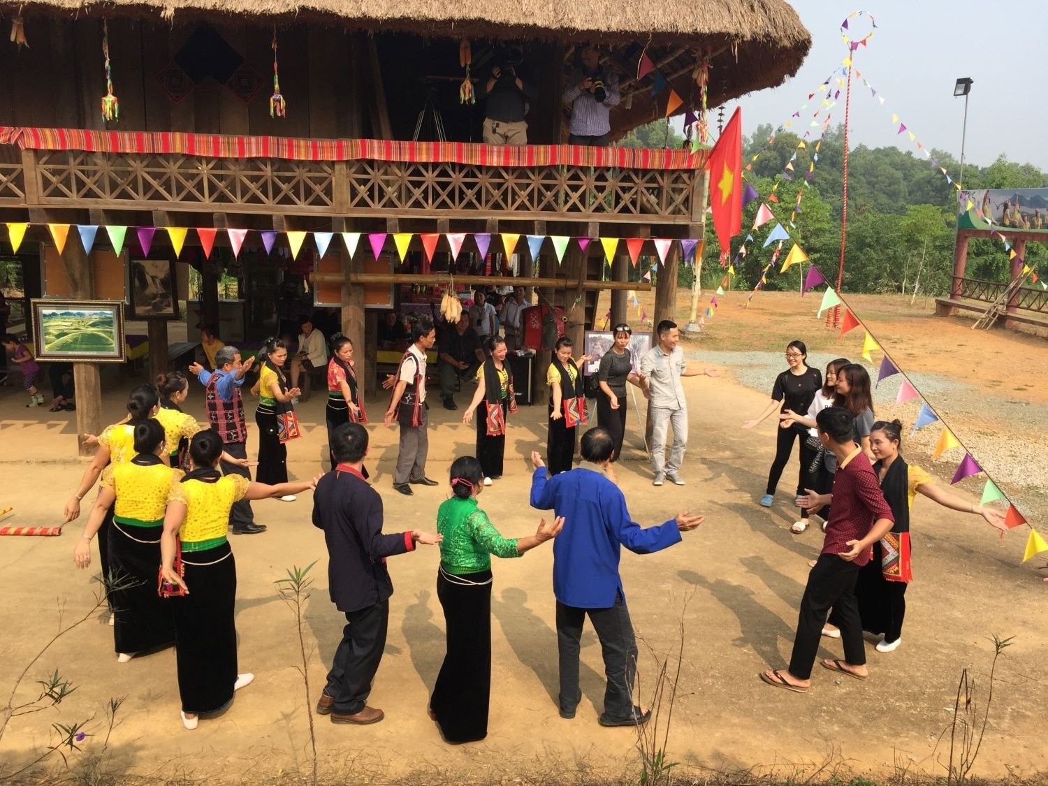 Thực trạng tổ chức không gian cư trú các dân tộc thiểu số tỉnh Bắc Giang và định hướng phát triển bền vững