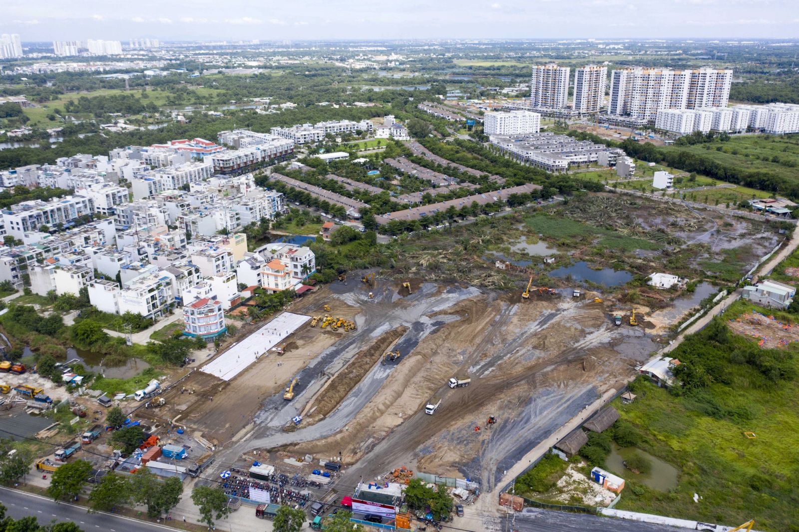 TP.HCM kiến nghị thưởng hợp đồng cho nhà thầu thi công vượt tiến độ
