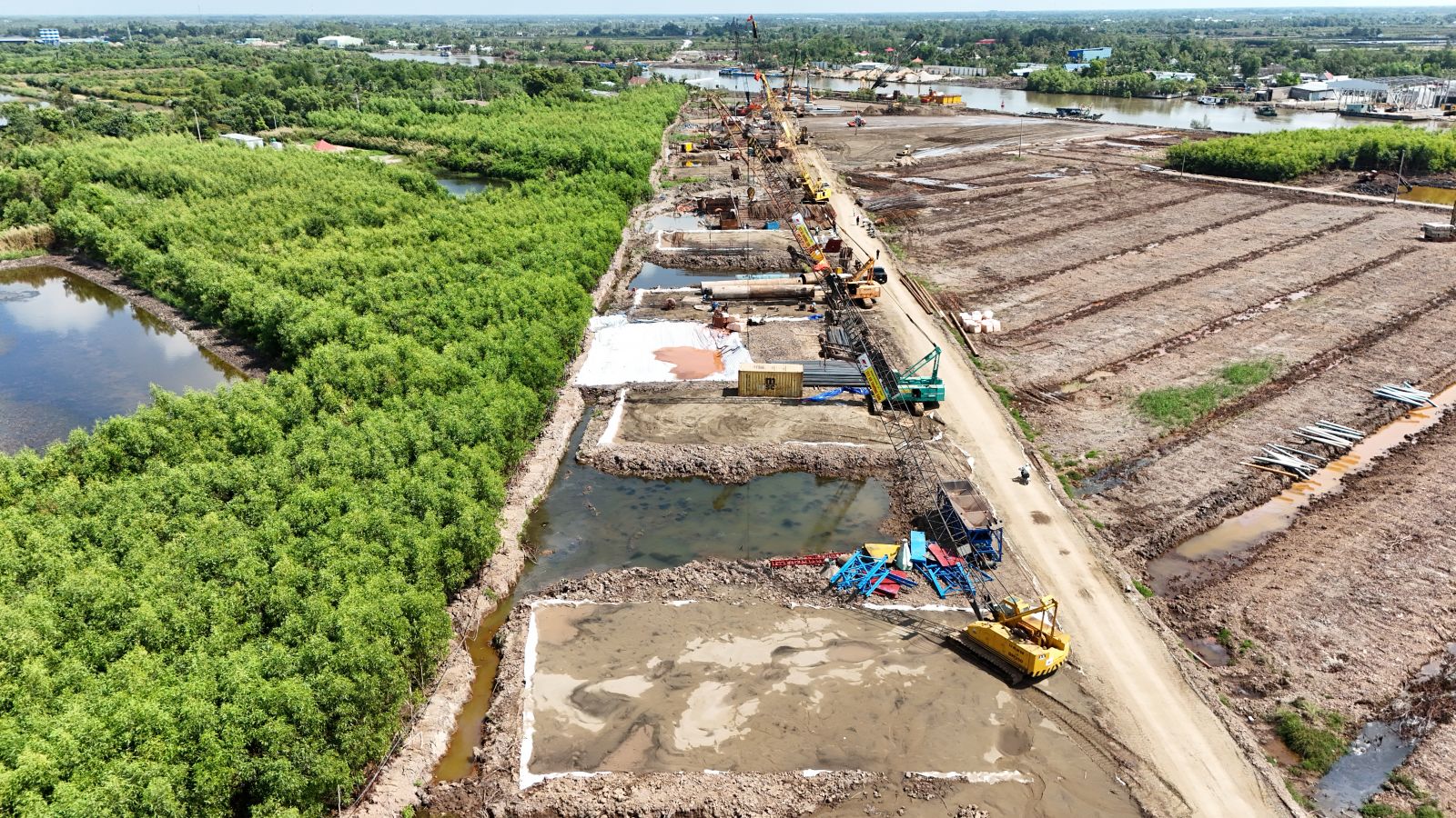 Đẩy nhanh tiến độ thi công Dự án cao tốc Cà Mau - Cái Nước