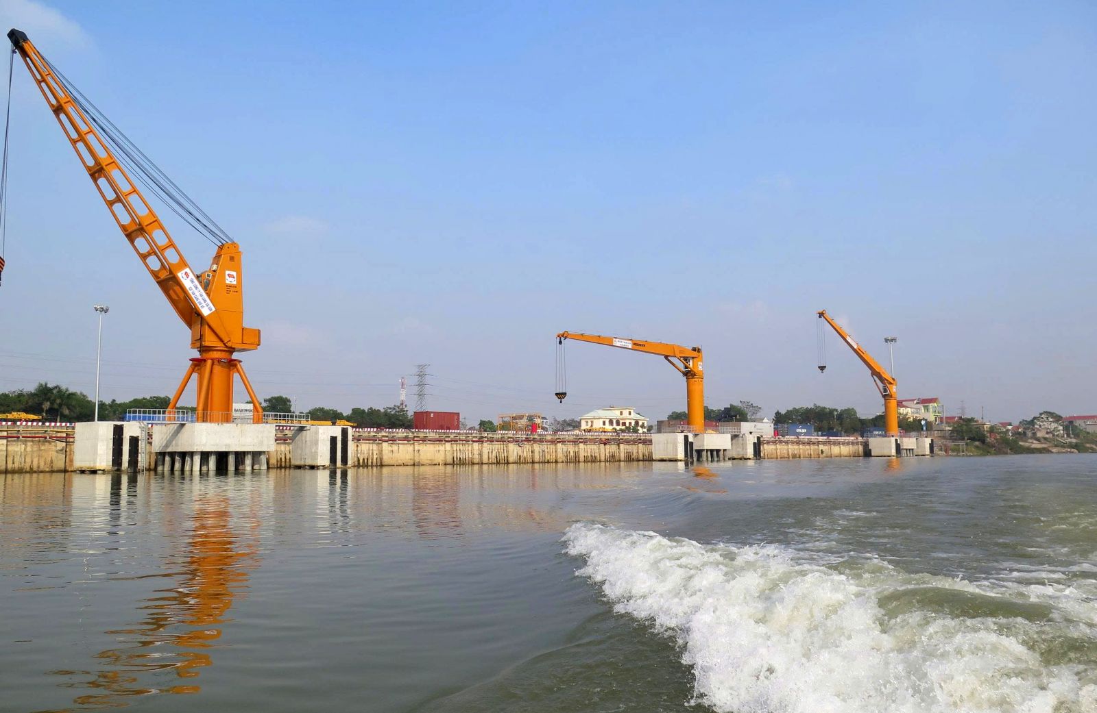Nâng cao hiệu quả quản lý, bảo đảm an toàn kỹ thuật cảng, bến thủy nội địa