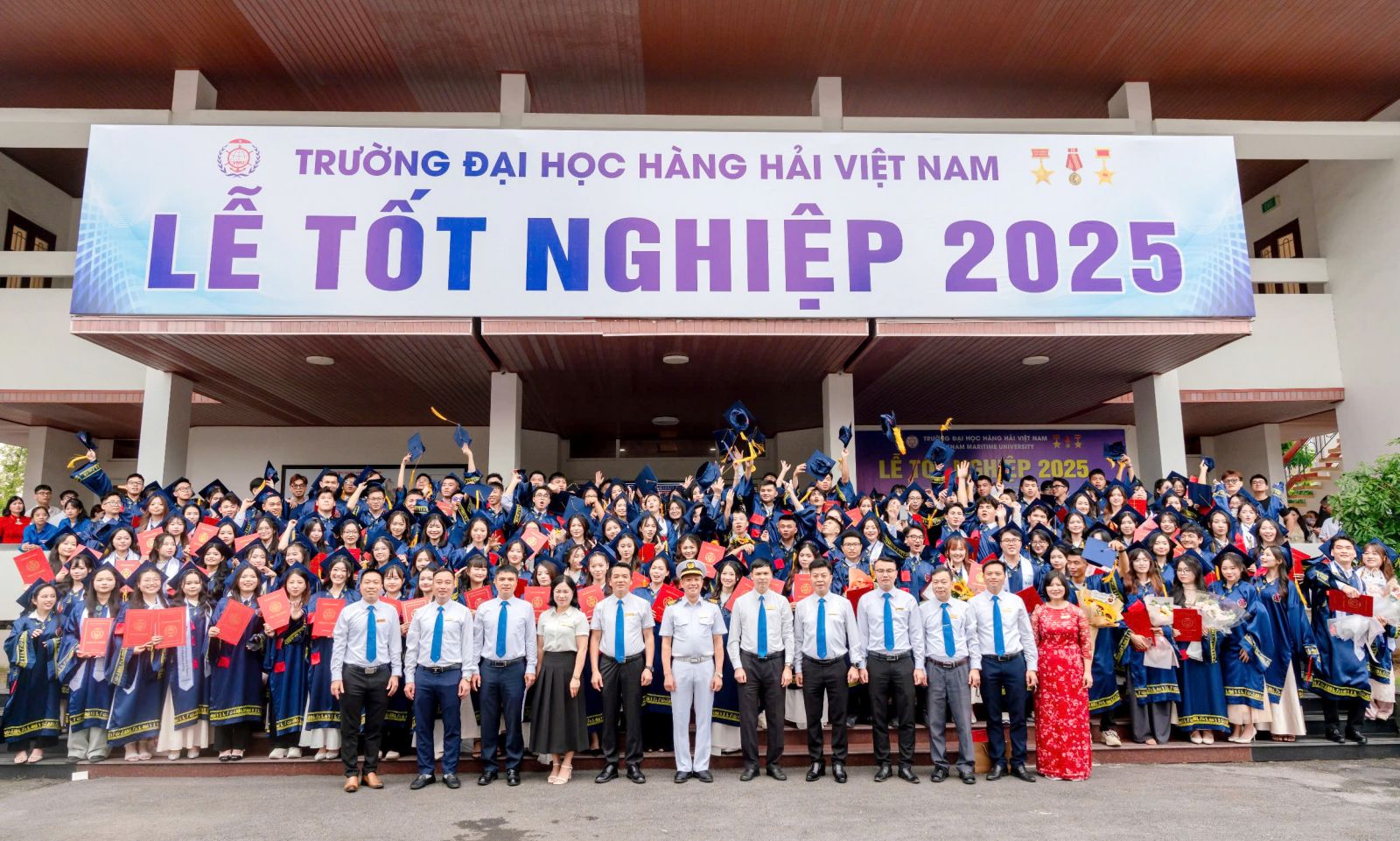 Sẵn sàng cống hiến cho “Kỷ nguyên vươn mình của dân tộc”