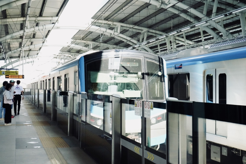 Đề xuất thí điểm bán hàng tại các ga metro Bến Thành - Suối Tiên