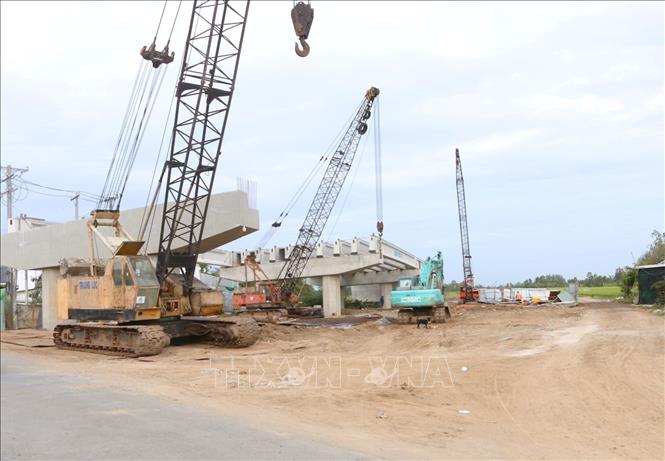 Giải bài toán thiếu cát cao tốc Châu Đốc - Cần Thơ - Sóc Trăng