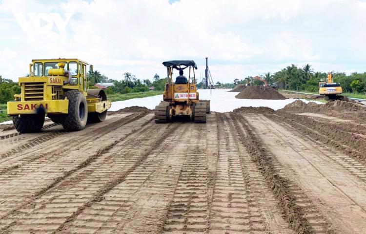 Các tỉnh Nam Bộ sẽ hỗ trợ 10 triệu m3 cát cho dự án Vành đai 3 đoạn qua TP.HCM