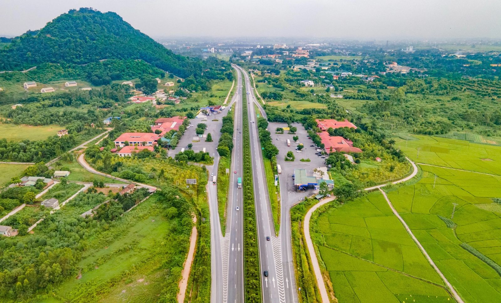Gỡ nút thắt giá vật liệu cho các dự án cao tốc