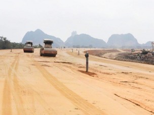  Quảng Ngãi: Sớm bàn giao 50% mặt bằng dự án cao tốc Bắc-Nam